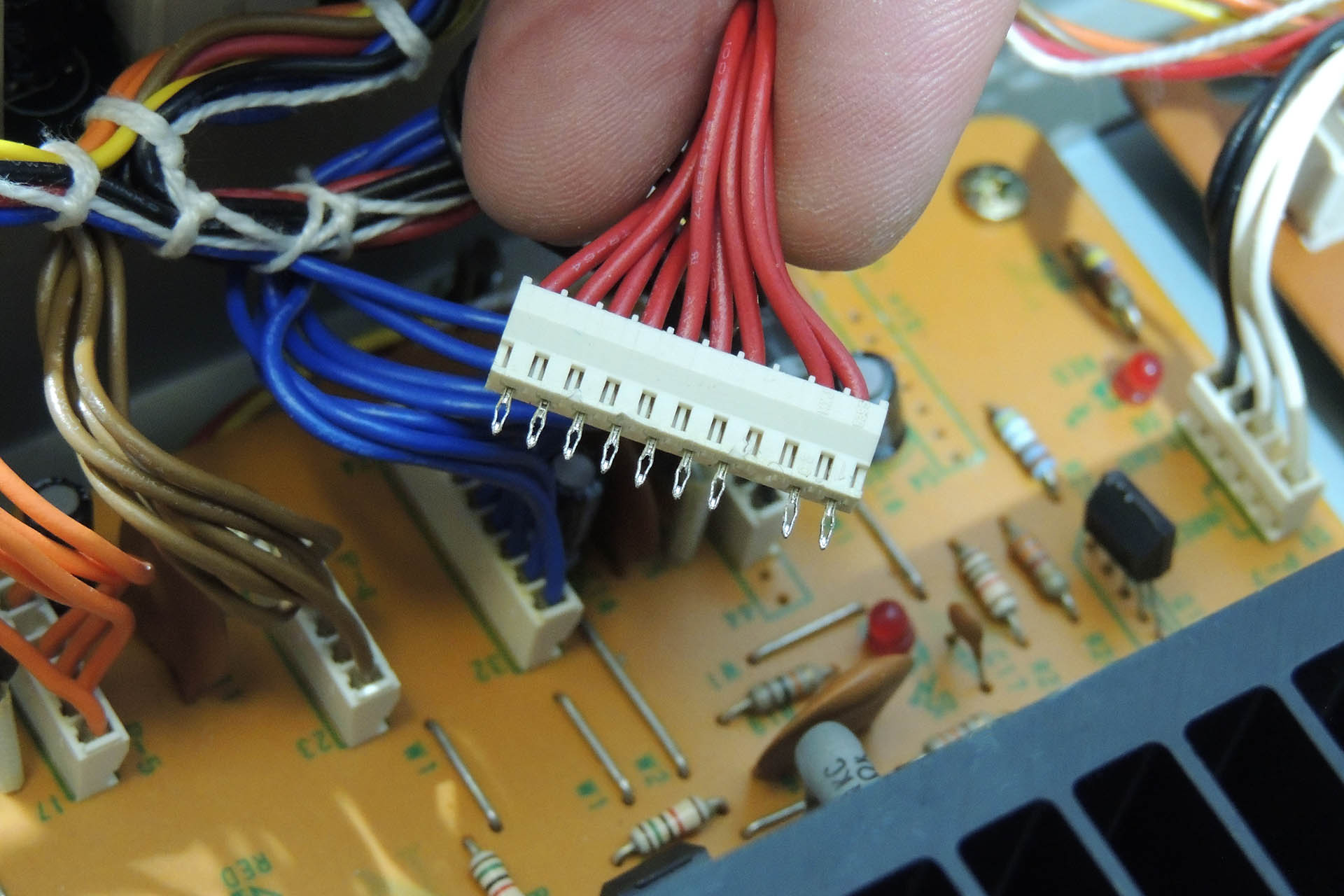 Header on MKS-80 power supply showing arrowhead pins