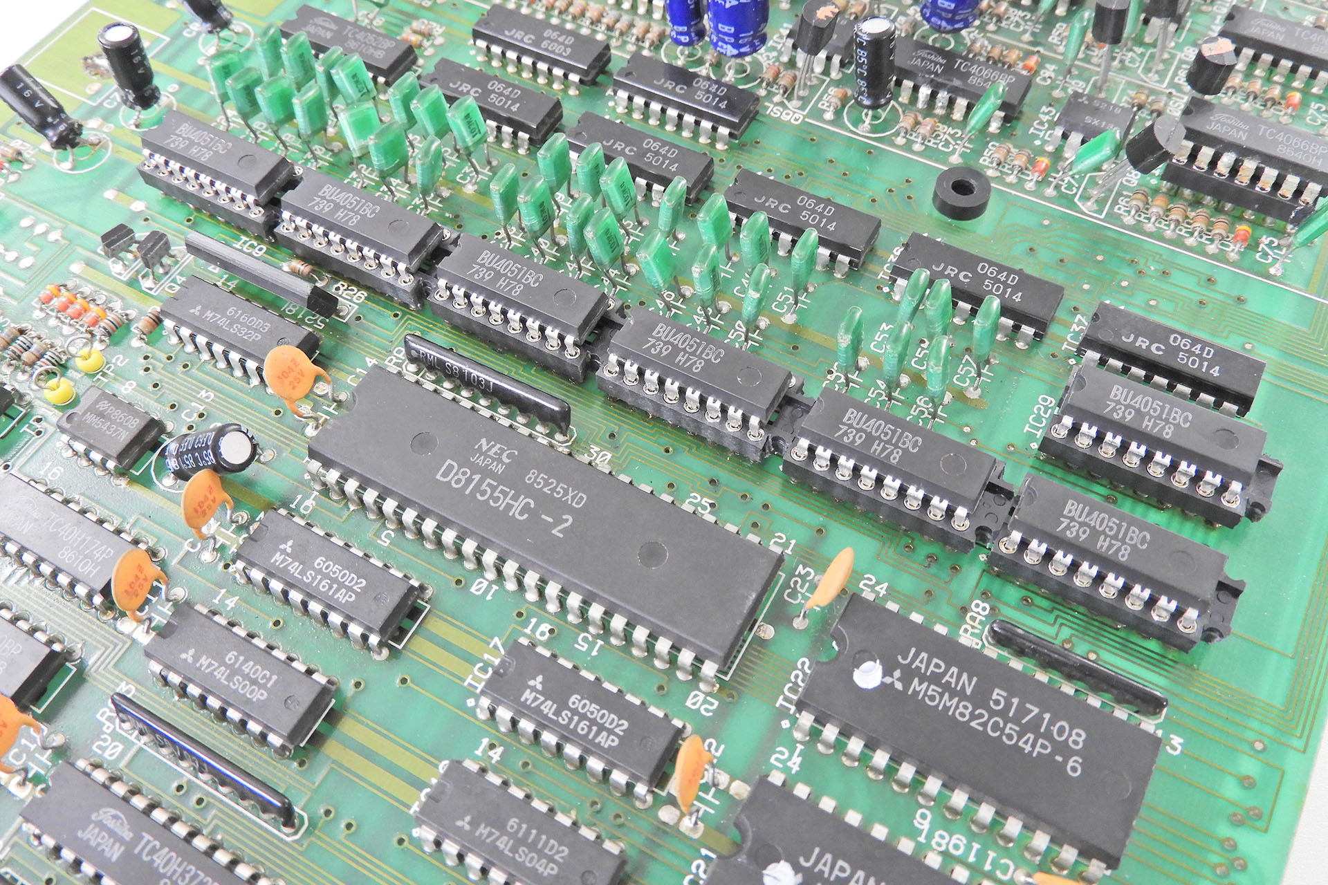 Customer Replaced 4051s on Roland JX-10 Module Board