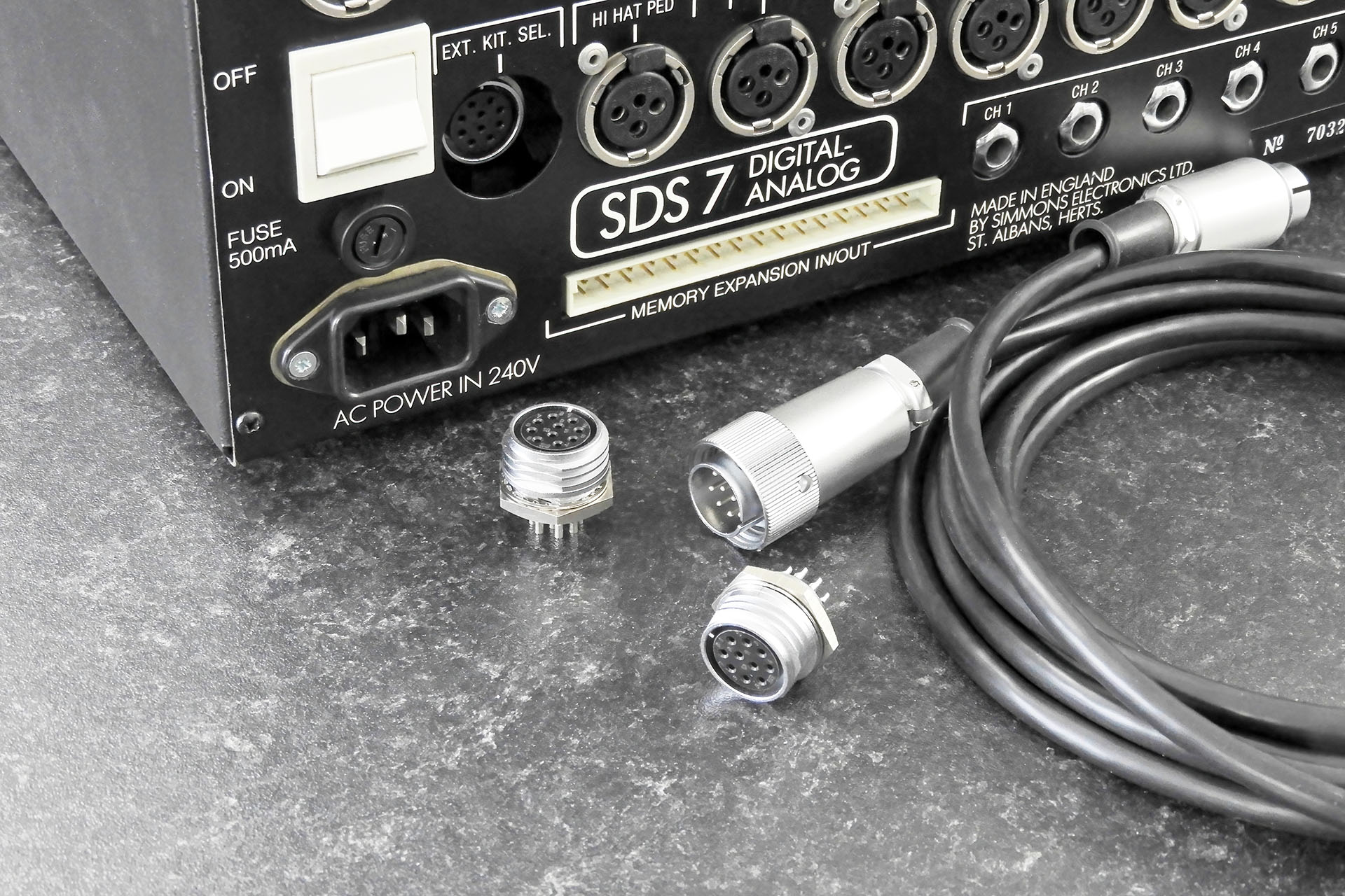 Hirose connectors as used for the kit selector pad connection on the Simmons SDS7